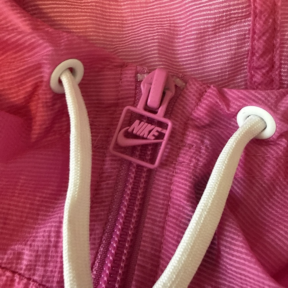 Nike Hot Pink Nylon Blend Hoodie Windrunner Jacket Women's S Running Athletic - Picture 4 of 13